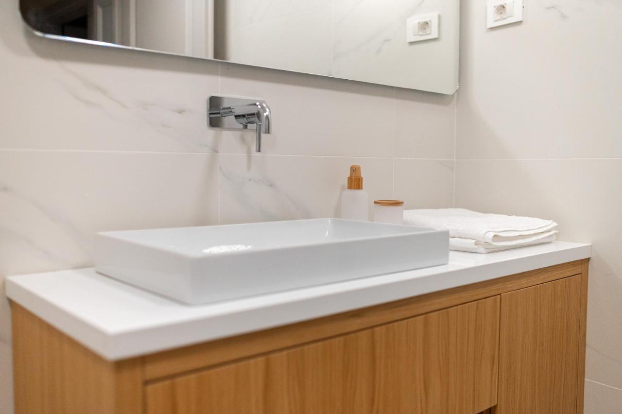 Superior 2 Bedroom Apartment Gabriela ดูบรอฟนิก ภายนอก รูปภาพ
